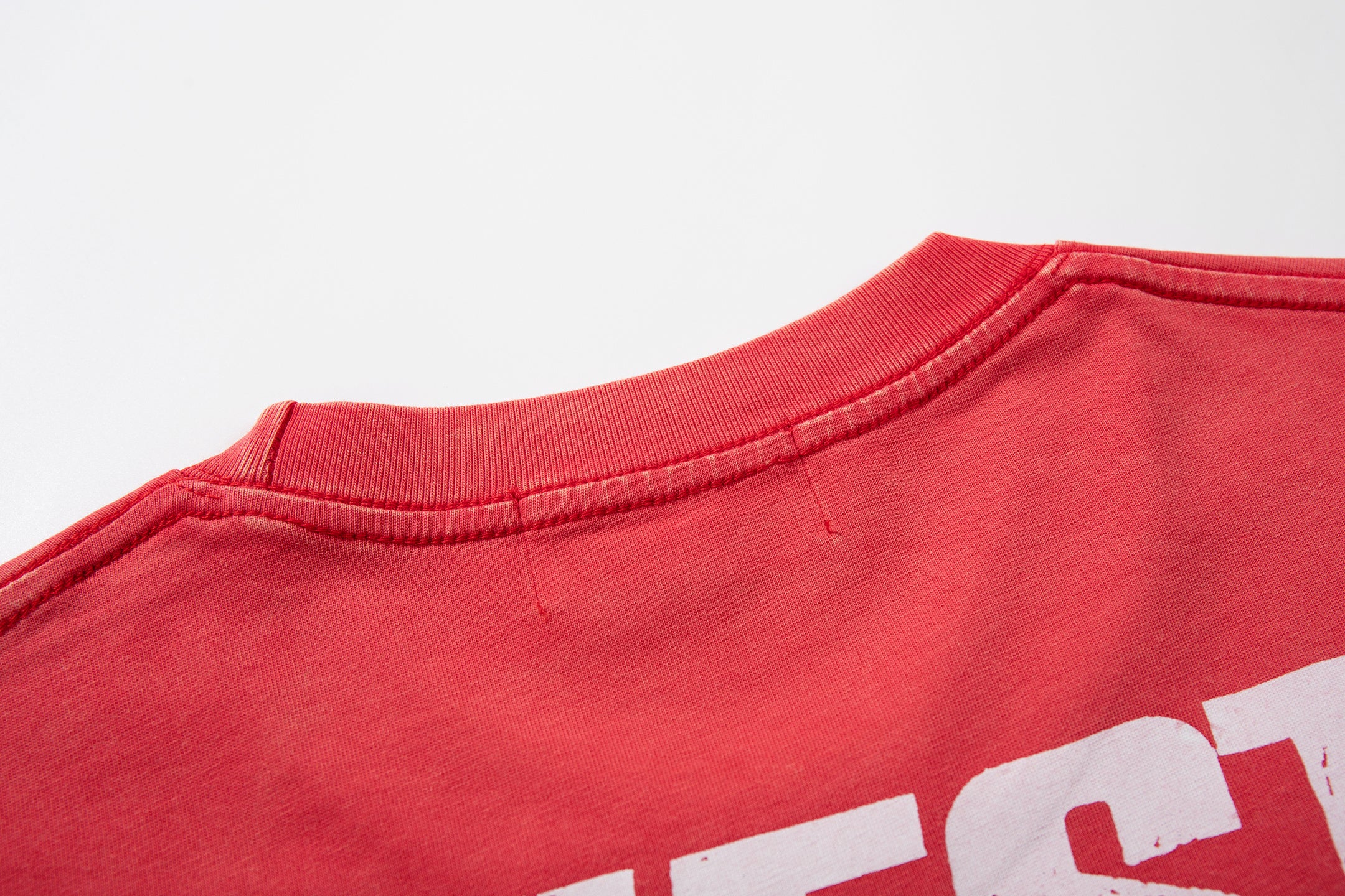 MAJESTIK Tour Bears Vintage Graphic T‑Shirt