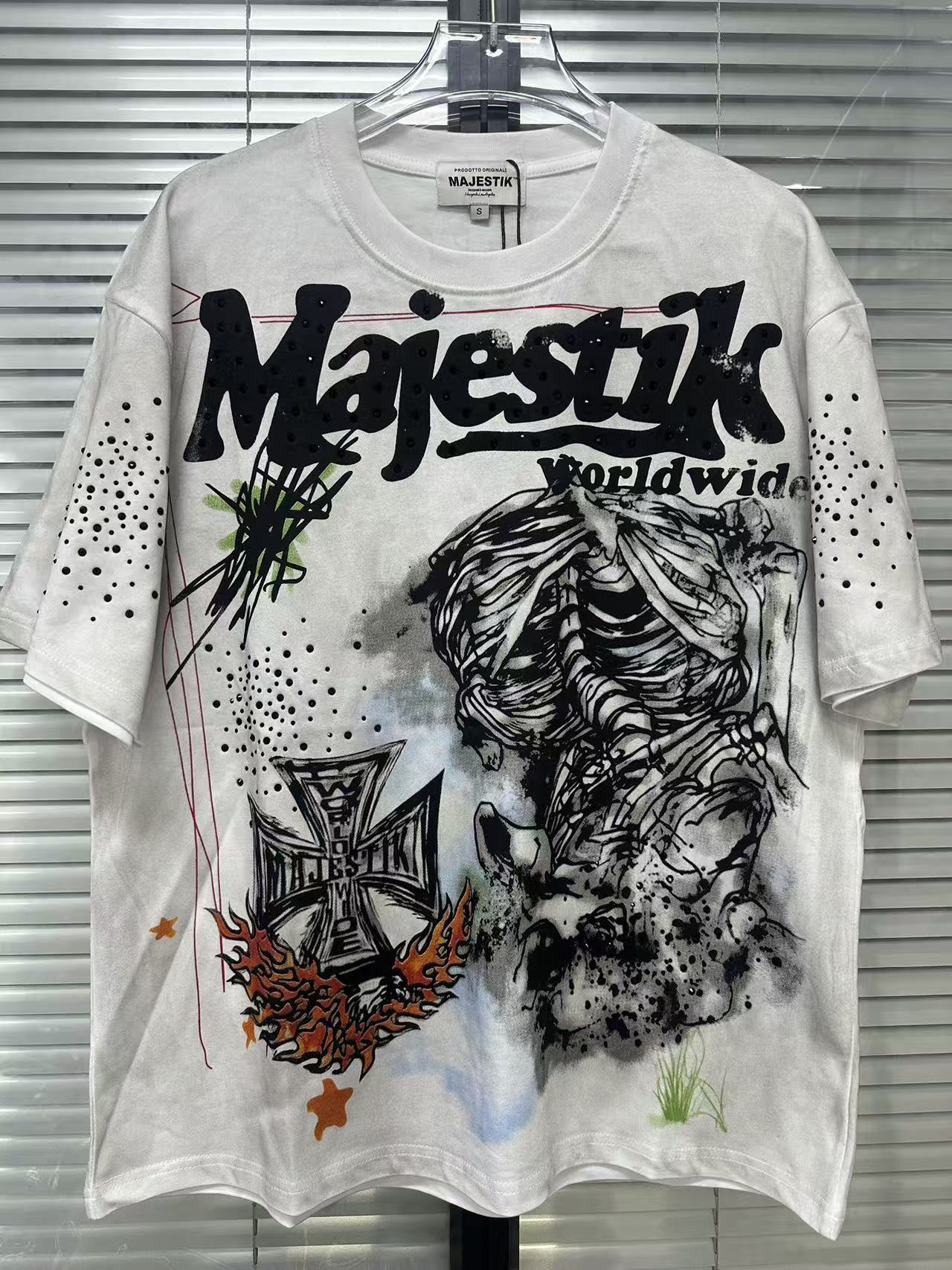 MAJESTIK Graffiti Sketch Art White Double‑Sided T‑Shirt