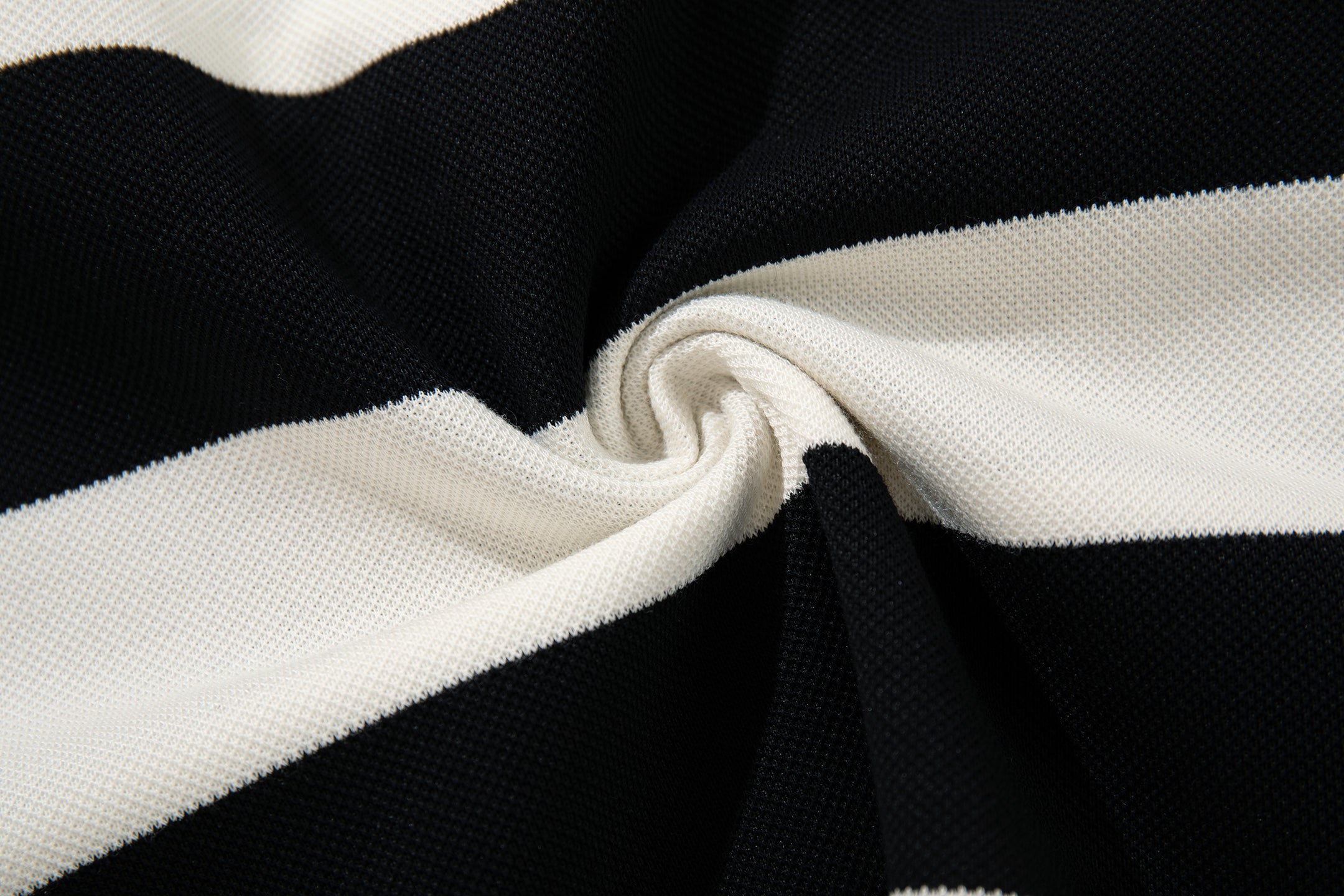 MAJESTIK Striped Embroidered Polo Shirt