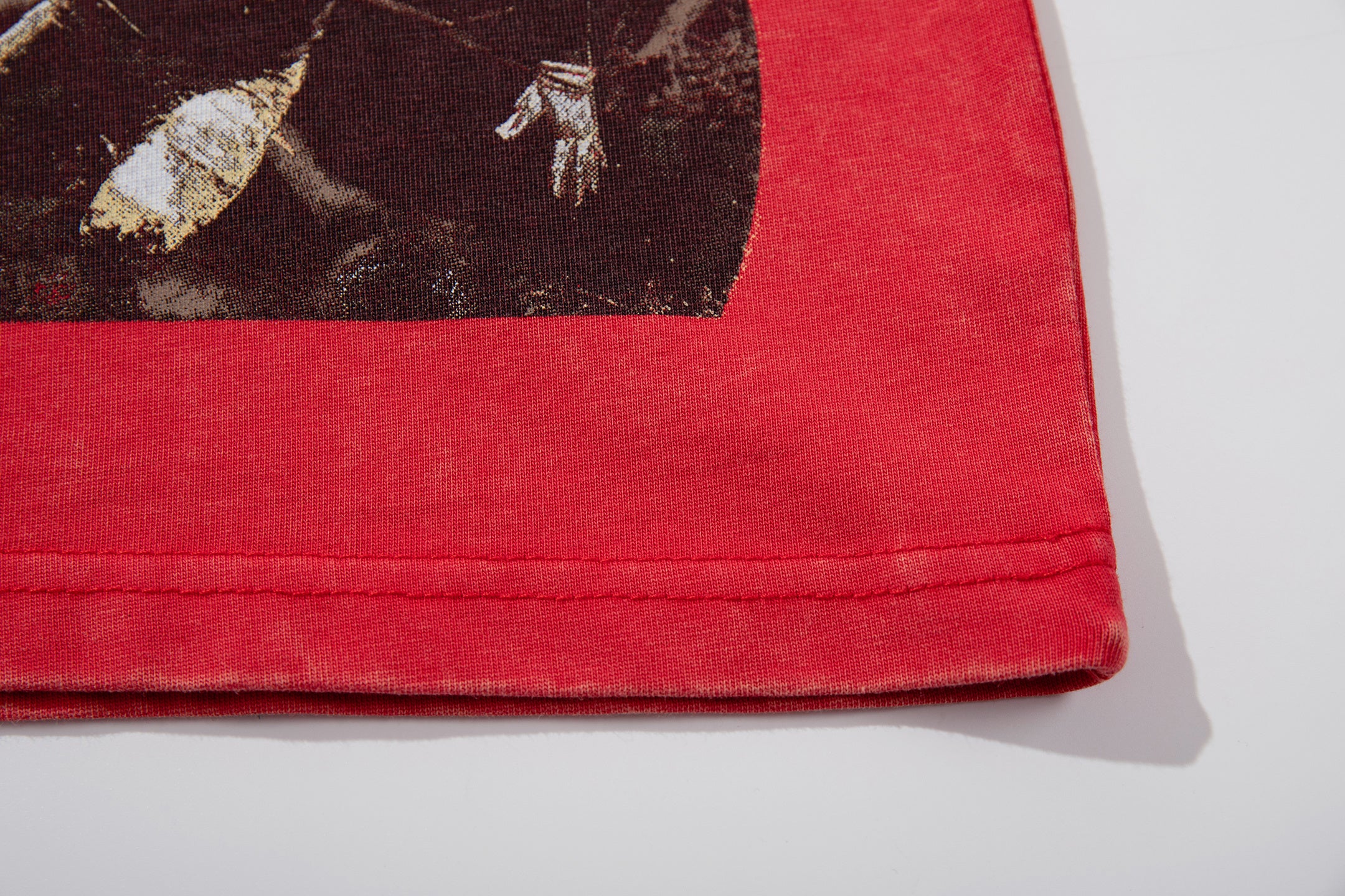 MAJESTIK Tour Bears Vintage Graphic T‑Shirt
