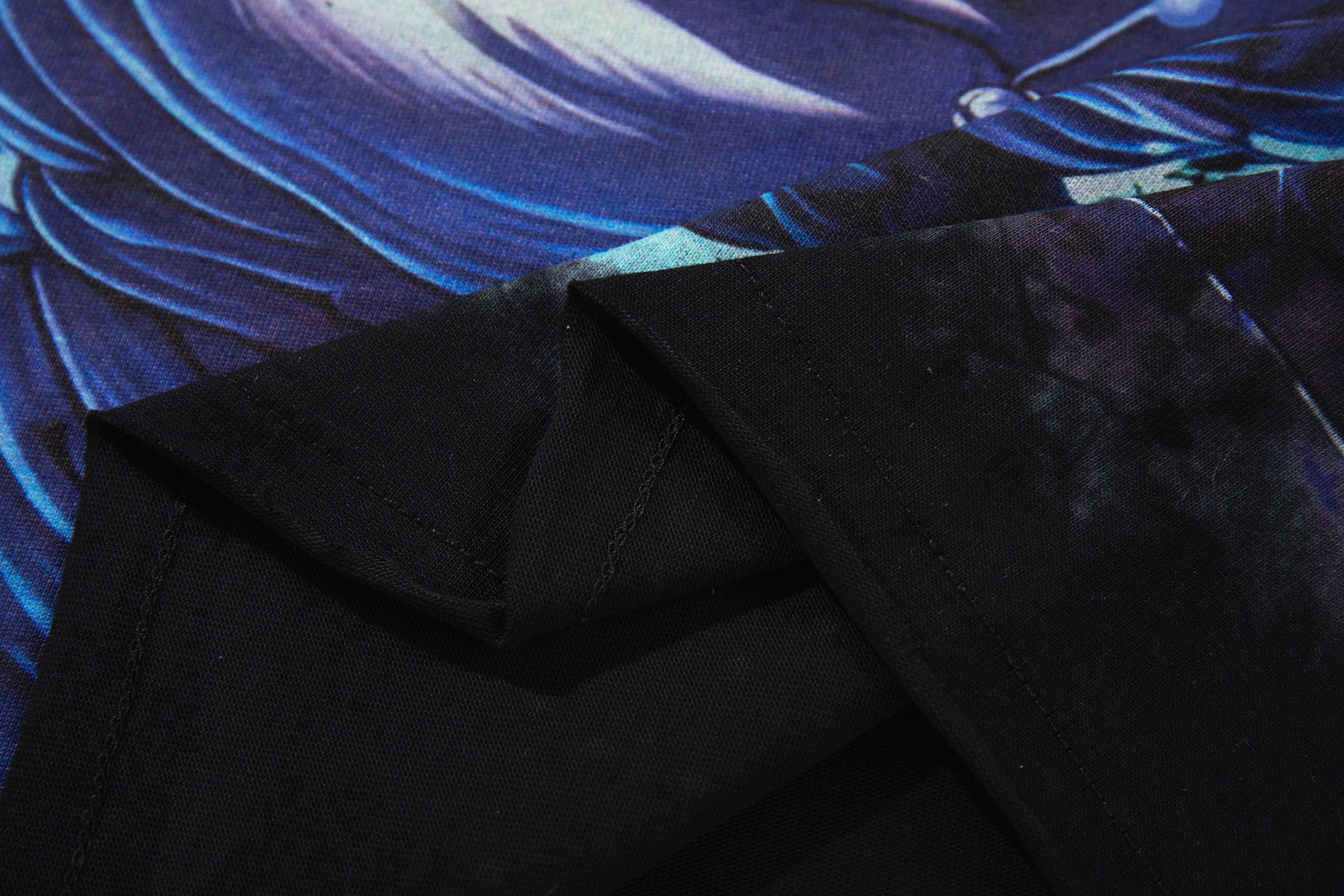 MAJESTIK Ghost Vintage Graphic T‑Shirt