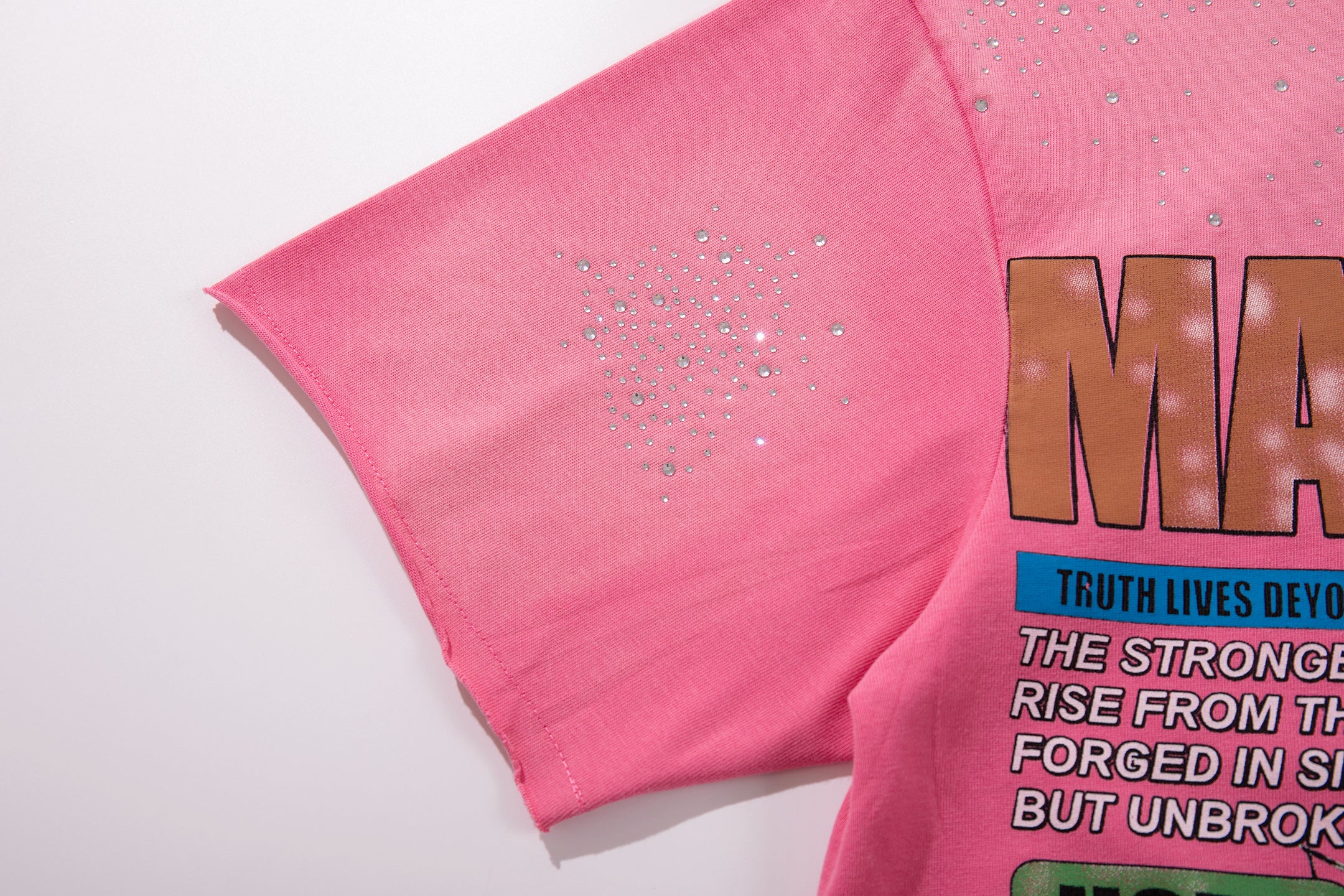 MAJESTIK Soul Light In Darkness Pink Vintage T‑Shirt