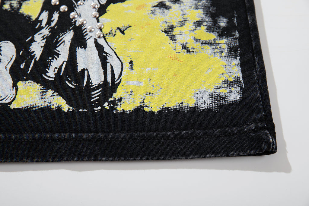 MAJESTIK Bulldog Vintage Graphic T‑Shirt