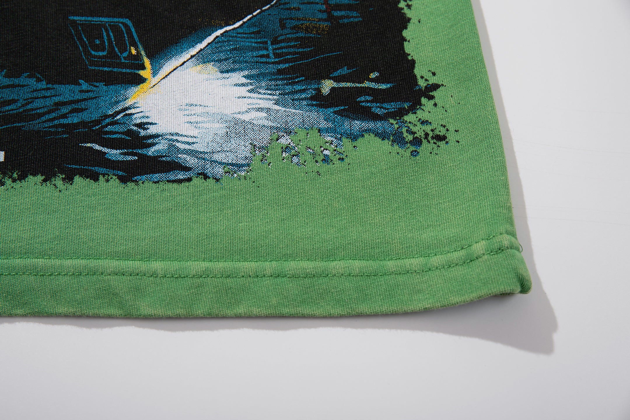MAJESTIK Tour City Night Vintage T‑Shirt