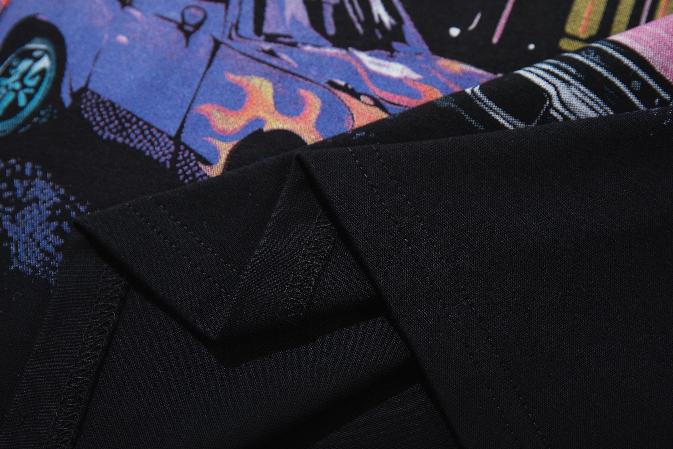 MAJESTIK Retro Car Diner Graphic Quarter‑Zip Polo Shirt