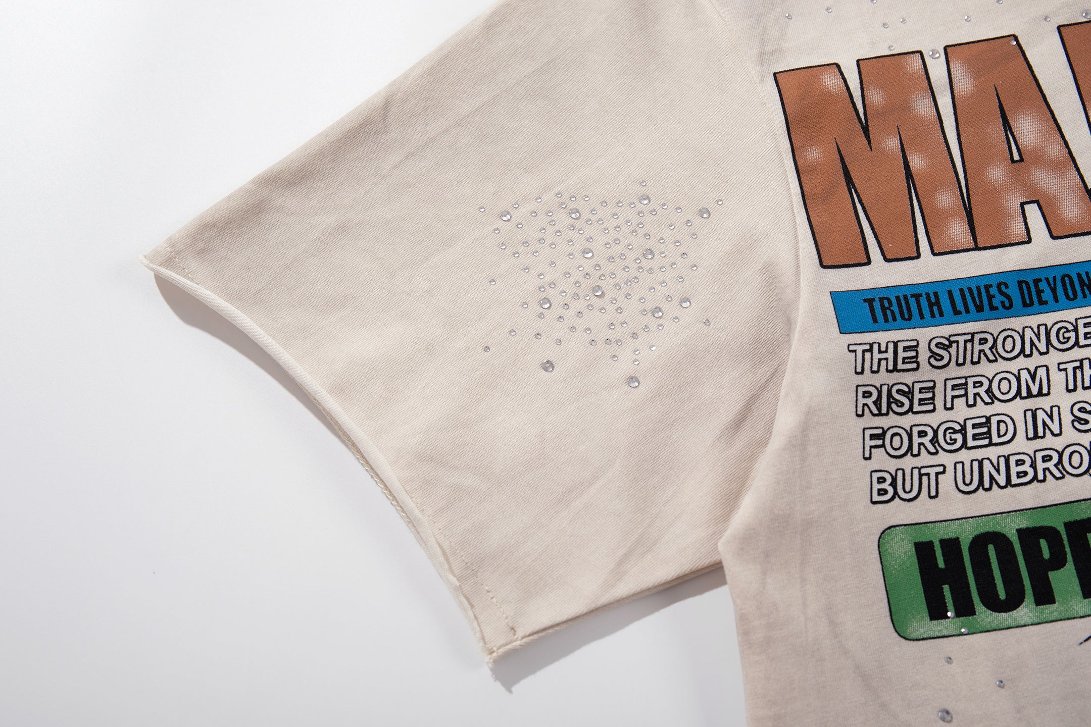 MAJESTIK Soul Light In Darkness Vintage T‑Shirt