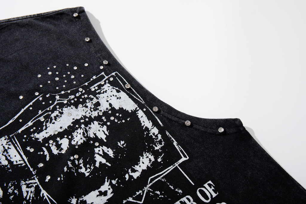 MAJESTIK Studios Distressed Eye Graphic Sleeveless Tank Top