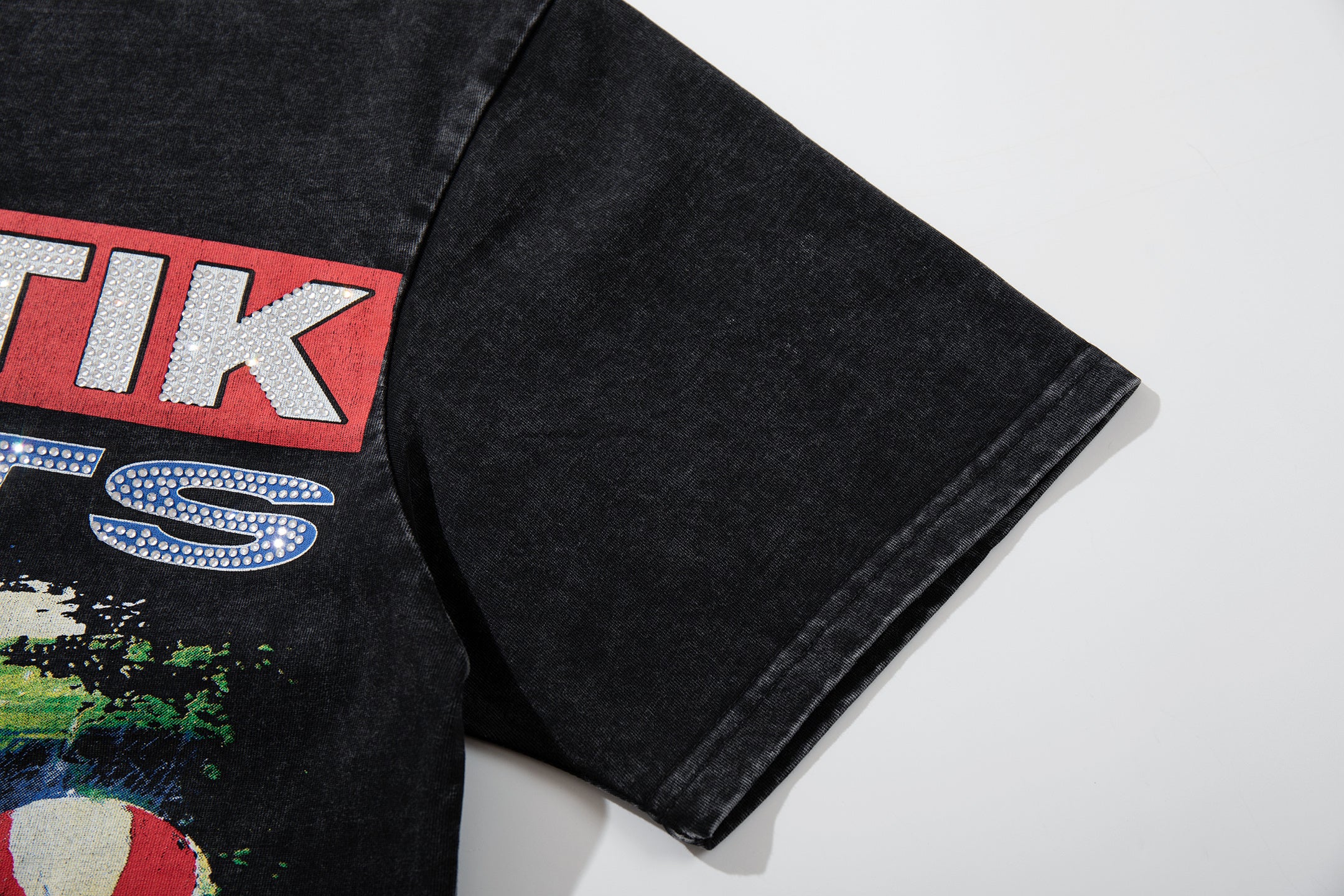 MAJESTIK Sports Motorcycle Racing Vintage Graphic T‑Shirt