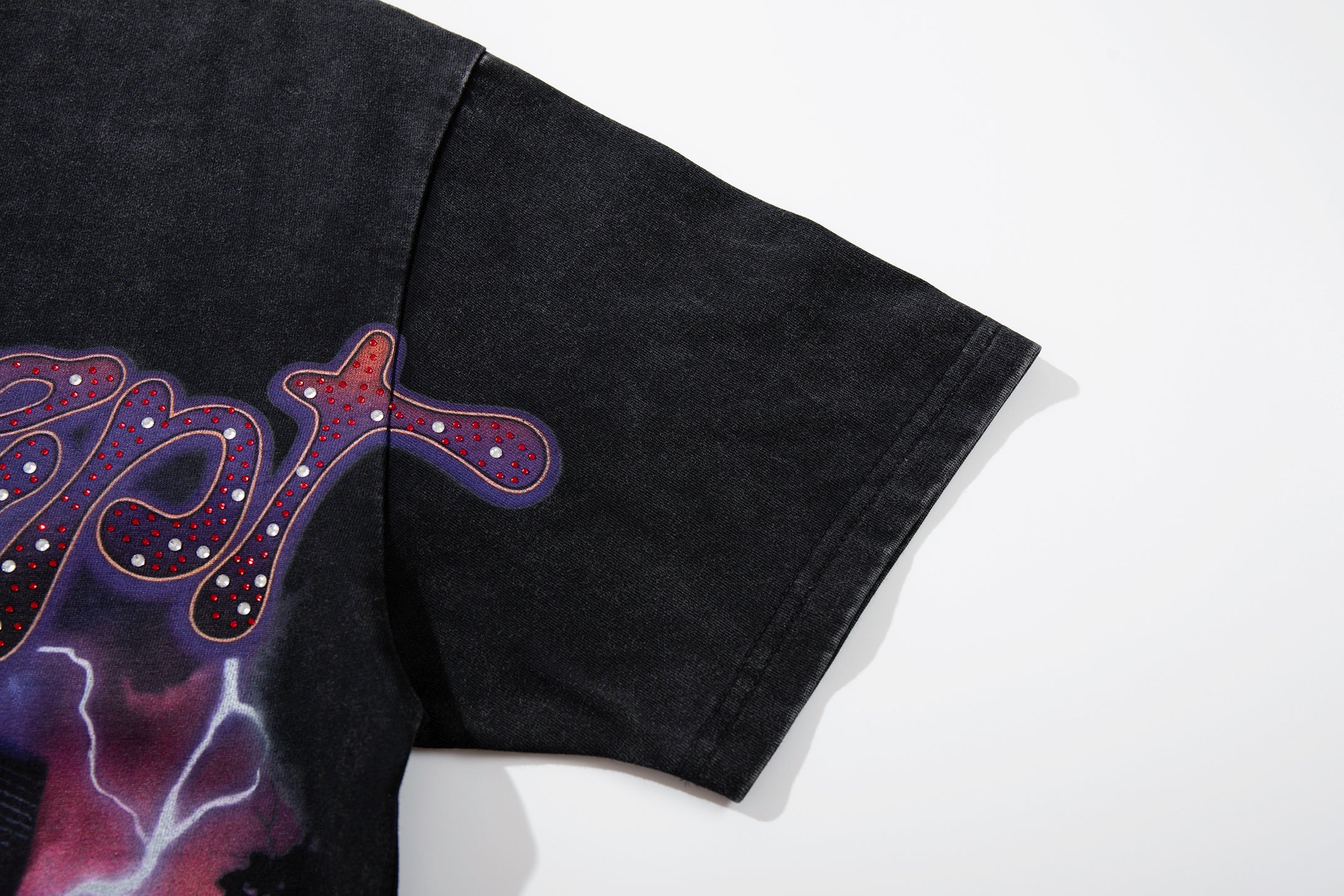MAJESTIK Eagle Train Graphic Short‑Sleeve T‑Shirt