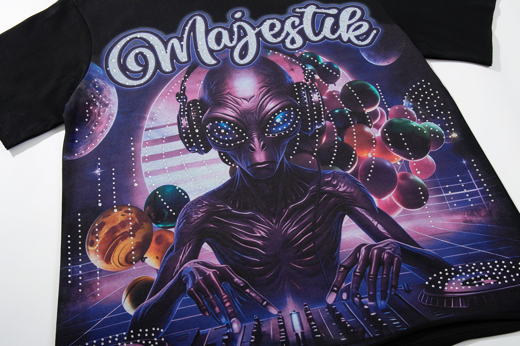 MAJESTIK Alien DJ Space Vintage T‑Shirt
