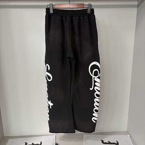 MIXED EMOTION Cursive‑Logo Side Wide‑Leg Sweatpants