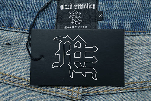 MIXED EMOTION Ripped‑Knee Vintage Light‑Wash Straight‑Leg Jeans