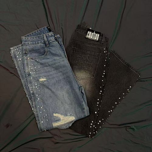 MIXED EMOTION Distressed Rivet‑Accent Straight‑Leg Jeans